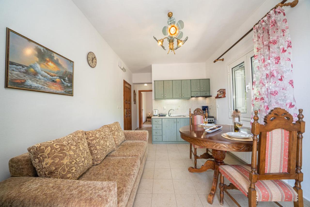 Eleonas Apartments Pouláta Extérieur photo